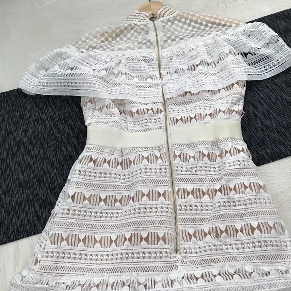 White lace dress - Picture 4 of 5